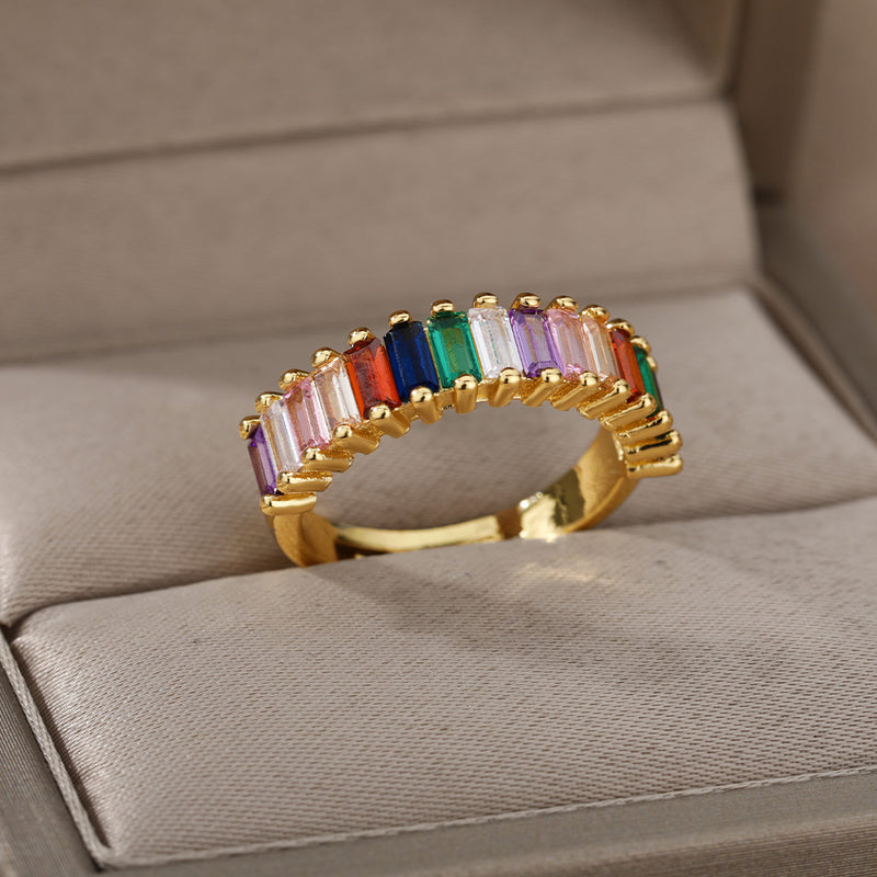 Multi Color VVS baguette ring - Gold